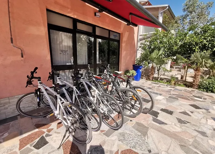 Charming House On The And Deluxe * 풀라