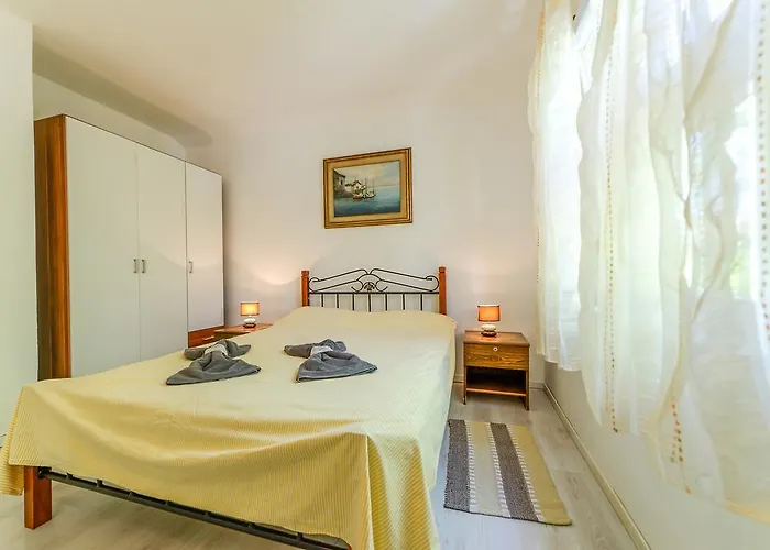 Lejlighed Charming House On The And Deluxe Pula
