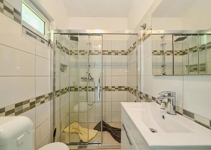 아파트 Charming House On The And Deluxe