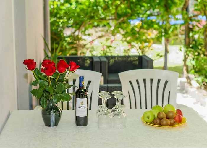 Charming House On The And Deluxe 풀라